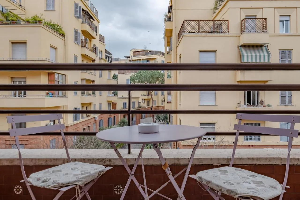 Damiani & Sister Guesthouse Bed & Breakfast