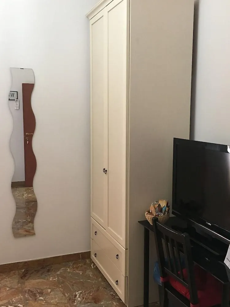 ** Bed & Breakfast Damiani & Sister Guesthouse Italy