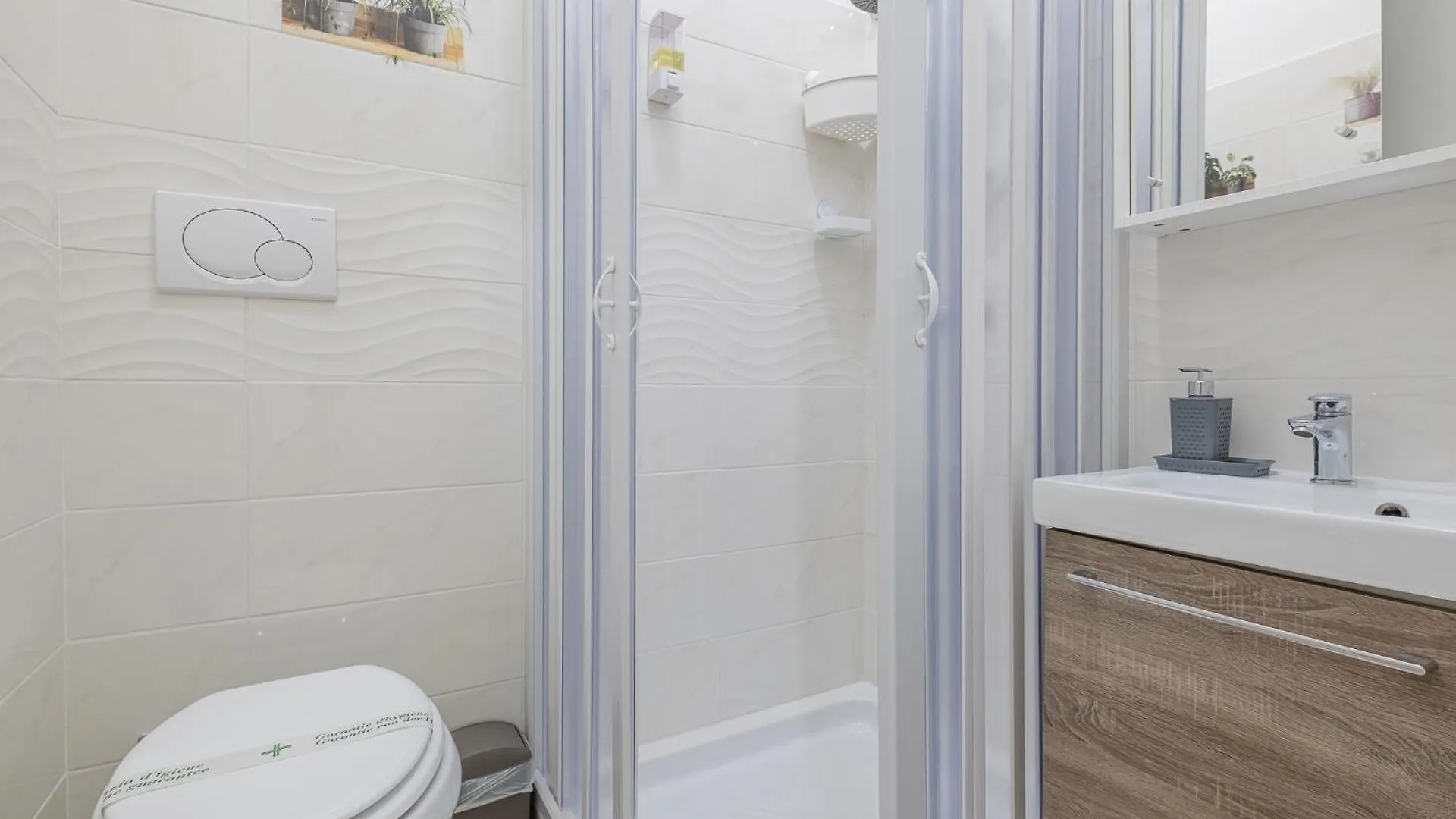 Damiani & Sister Guesthouse Bed & Breakfast Rome