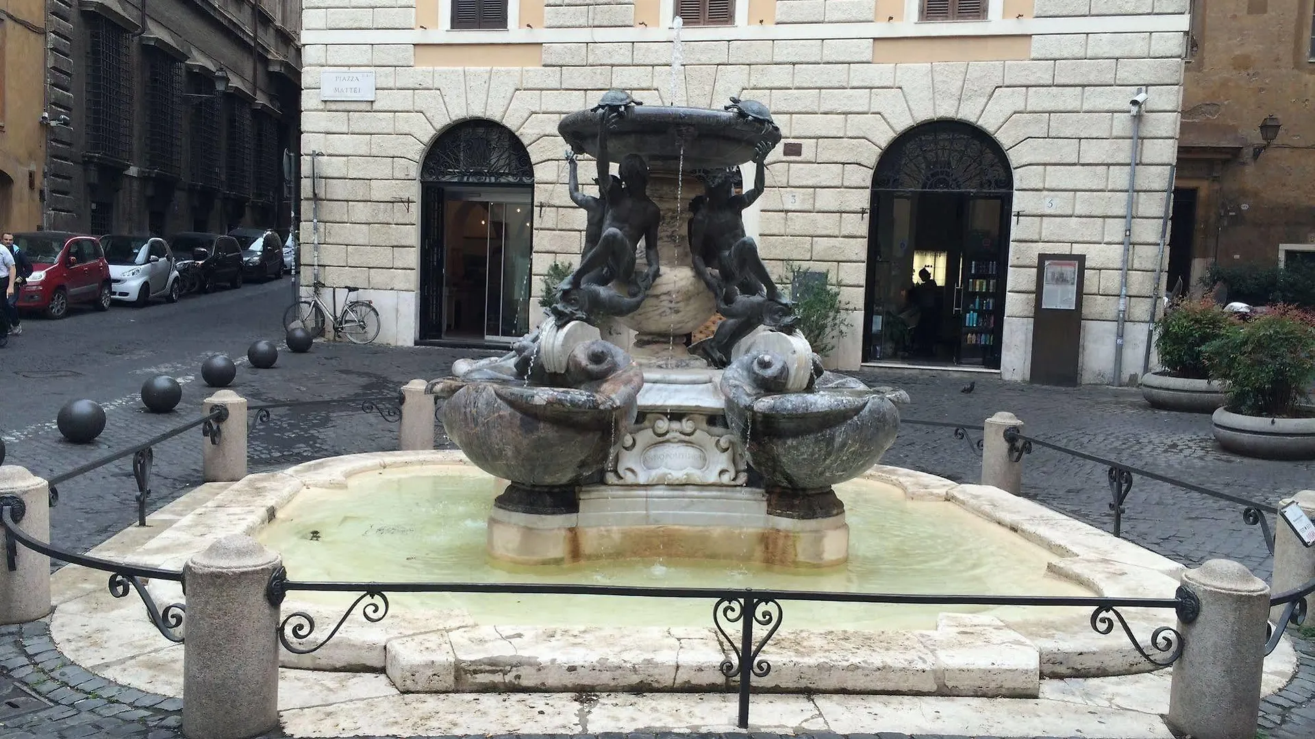 Damiani & Sister Guesthouse 2*, Rome Italy